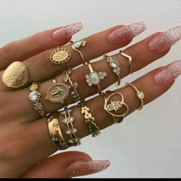 G.F. Design Jewelry - 💙3/$15🌟 14k plating 15 pc. Virgin Mary ring set